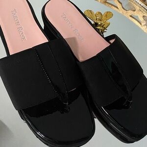 Taryn Rose Torte  Patent Leather Thong Sandal size 7